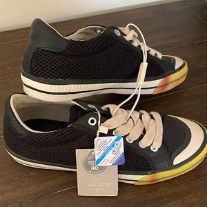 ZARA size USA 4 brand new sneakers